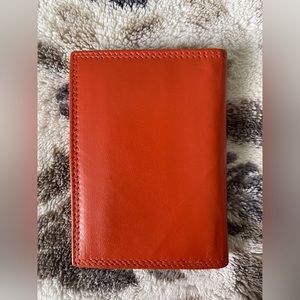 Vera Pelle Leather Wallet